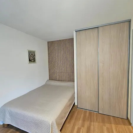 Charming Between And Mountains Apartament *